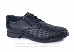 Летние классические туфли Maxus. Модель HF чёрные с перфорацией.